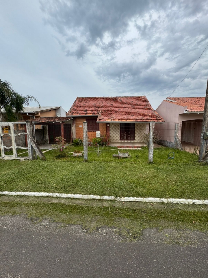Imagem do imóvel Um terreno urbano com casa no Balneário Mariluz em Imbé - RS, matrícula 133.266