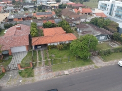 Af.01: PROCESSO Nº 5017730-49.2020.8.21.0010 - Um terreno com casa na...