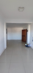 Ar.01: BANRISUL S.A. ▬ Apartamento 204 do residencial Mont Serrat,...